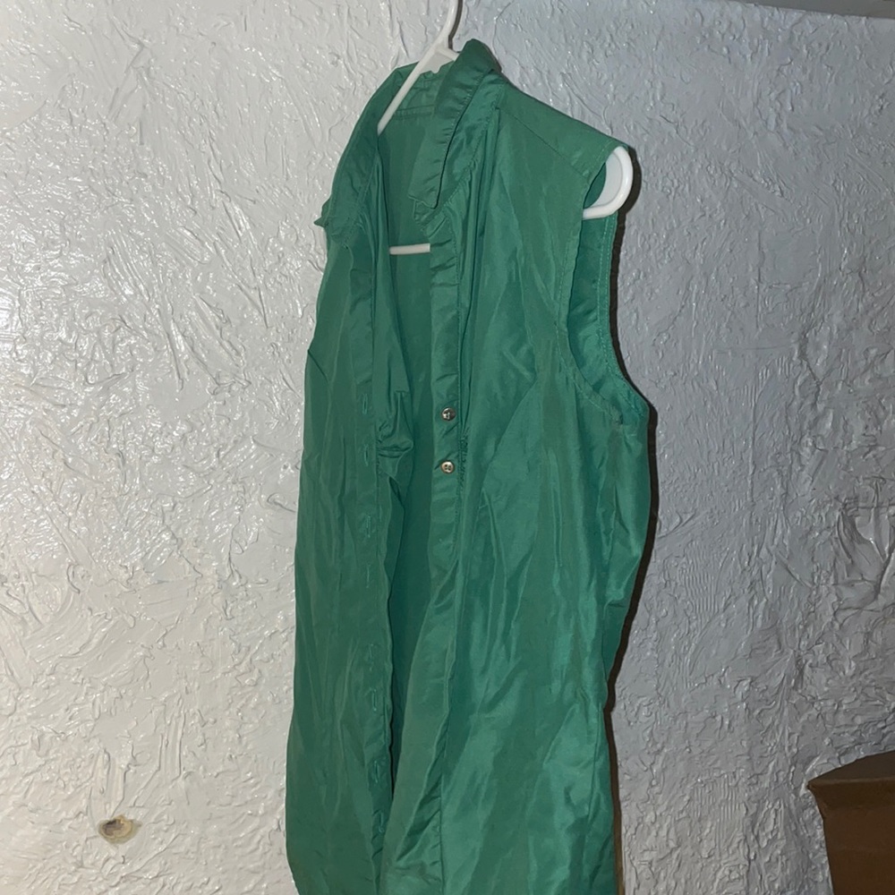 Green Sleeveless Shirt For Women